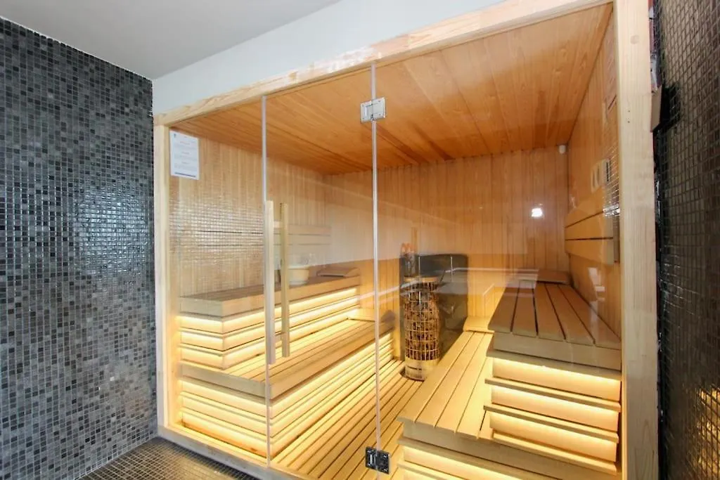 Luxurious Apartment With Seaview In Sunny 마닐바